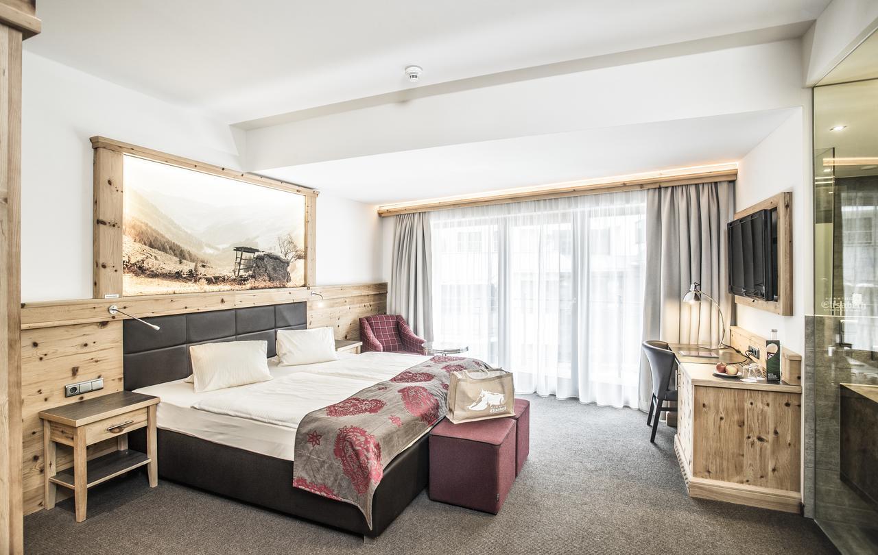 Hotel Elisabeth, 4 Sterne Superior Kirchberg in Tirol Esterno foto